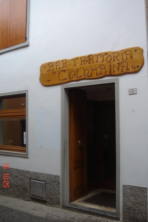 Bar Trattoria Colombina Affittacamere Bossico Exterior foto